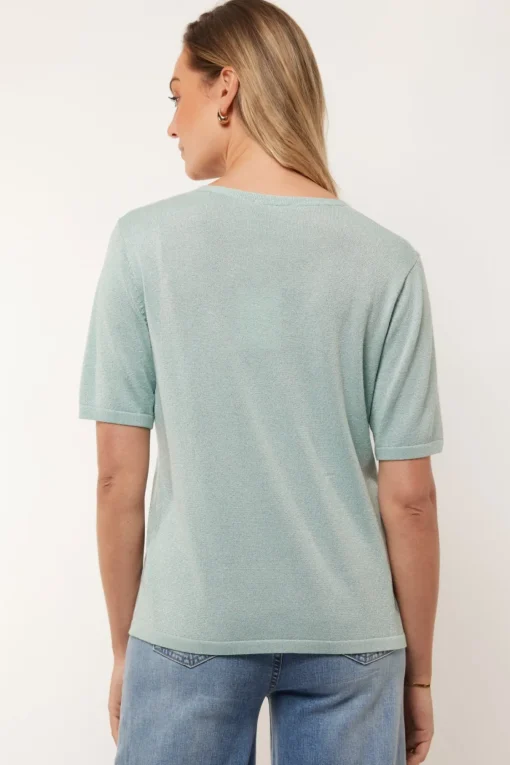 Aiden top