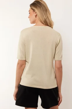 Aiden top