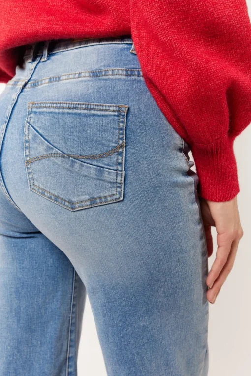 Alex jeans