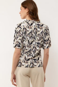 Camelia top