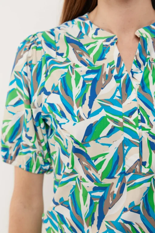Camelia top