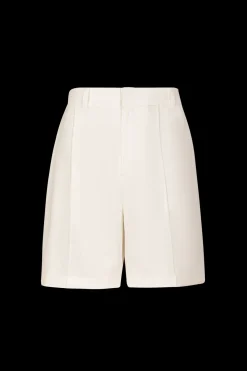 Chenna short