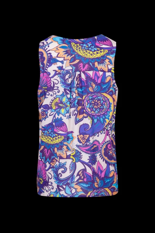 Dominica top