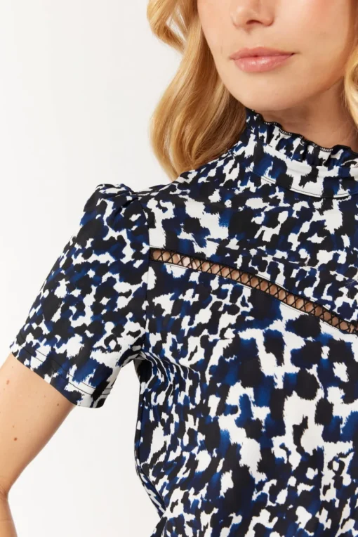 Latoya top