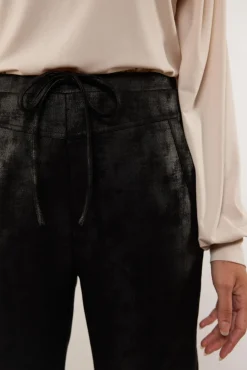 Liara broek