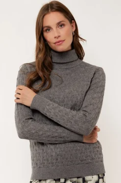 Serina knitting sweater